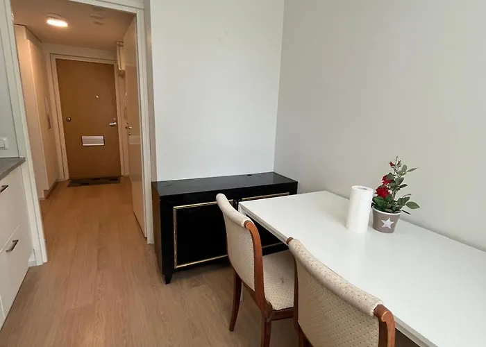 شقة Kotimaailma - Tilava Yksioe هلسنكي